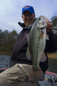 Vertical Jigging Spoons for Winter Bass