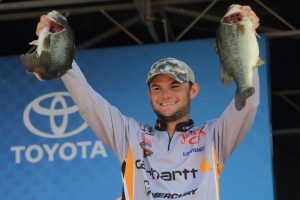 Jordan Lee Takes Day Two Lead at Cayuga