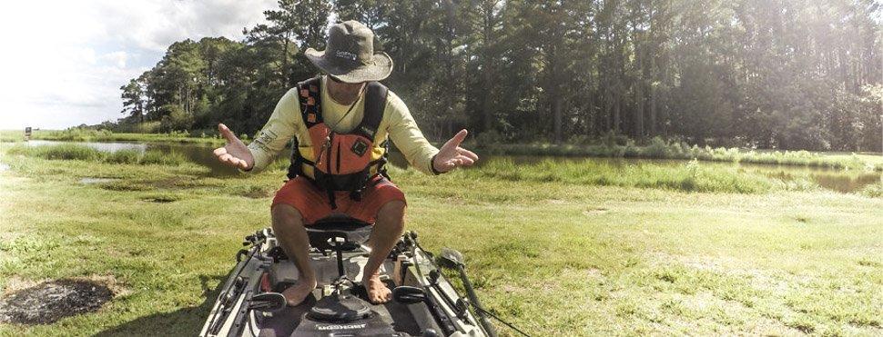 Standing Up kayak fishing with The Ally Stand Up Assist and Drag
