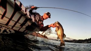 Dirty Water Cranking For Cold Weather Bass