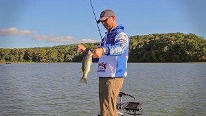 Changing Baits on Schools of Bass