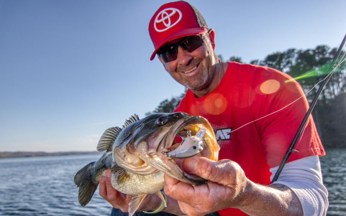 Gerald Swindle Signs with Phoenix Boats - Wired2Fish