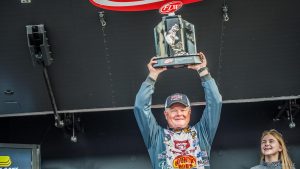 Rose Wins Second FLW Tour Event in a Row