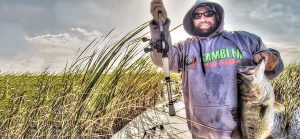 3 Reasons to Fish Boat Lanes on Grassy Lakes