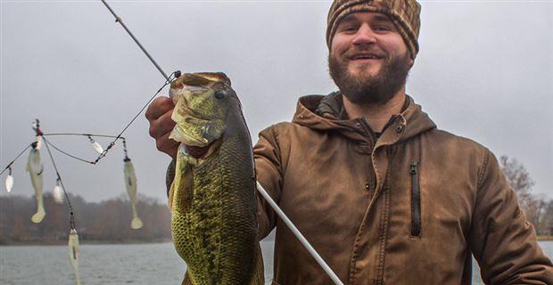 Add a Leader to Your Umbrella Rig - Wired2Fish