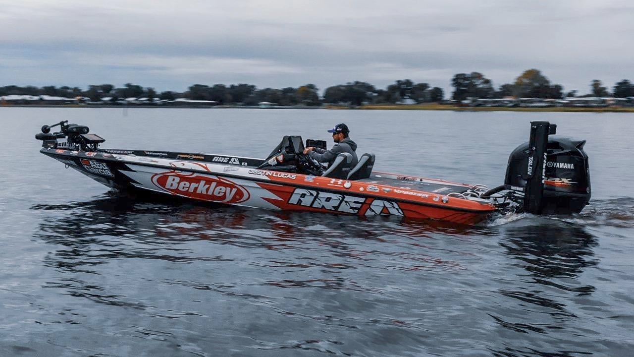 Phoenix Bass Boat Walk-Through With Justin Lucas - Wired2Fish
