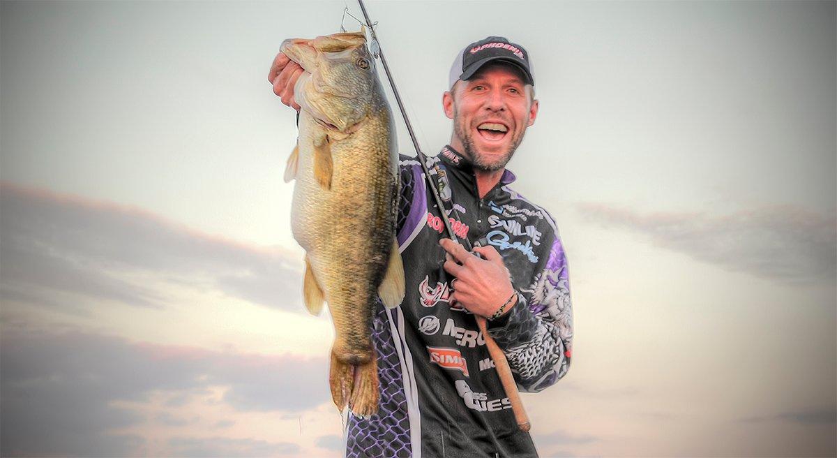 How to Use a Football Jig to Catch Stubborn Winter - Wired2Fish