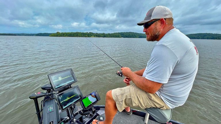 Find Hot Crappie Fishing All Summer