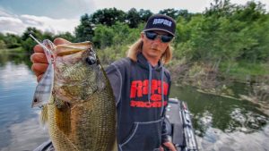 Tips for Fishing Poppers for Springtime Bass