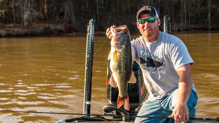 4 Ways to Make Your Bass Fishing Frogs Last Longer