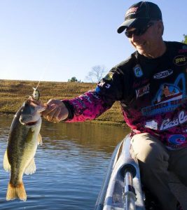 Choosing Between Balsa or Plastic Crankbaits