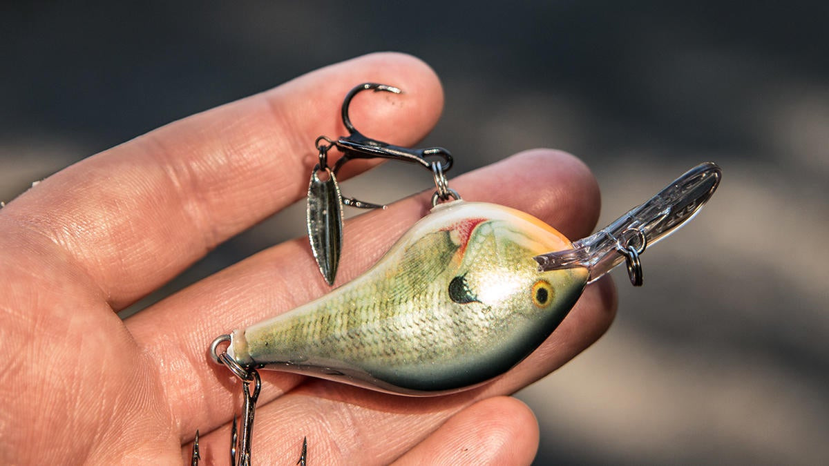 VMC Bladed Hybrid Treble Hook Review - Wired2Fish