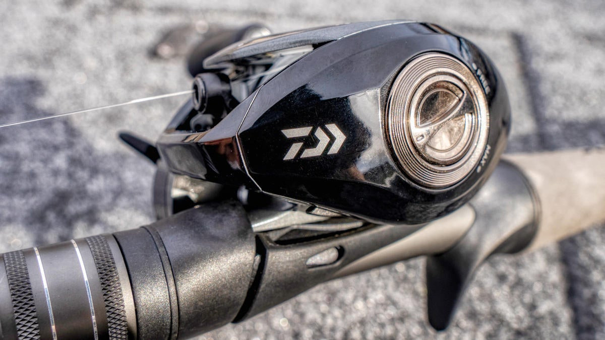 Daiwa CR 80 Casting Reel Review - Wired2Fish