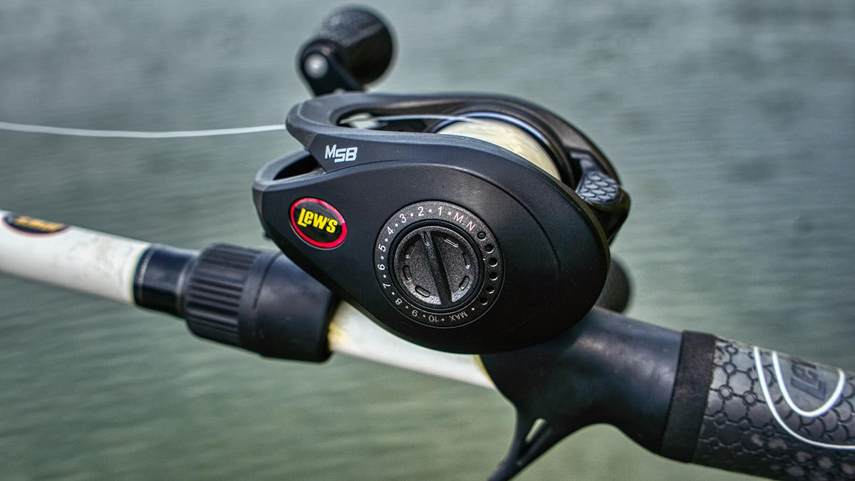 Lew's Super Duty 300 Baitcaster Review - Wired2Fish
