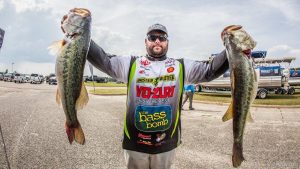 Davis Leads FLW Tour on Eufaula