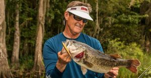 A Year-Round Guide to Floating Jerkbaits