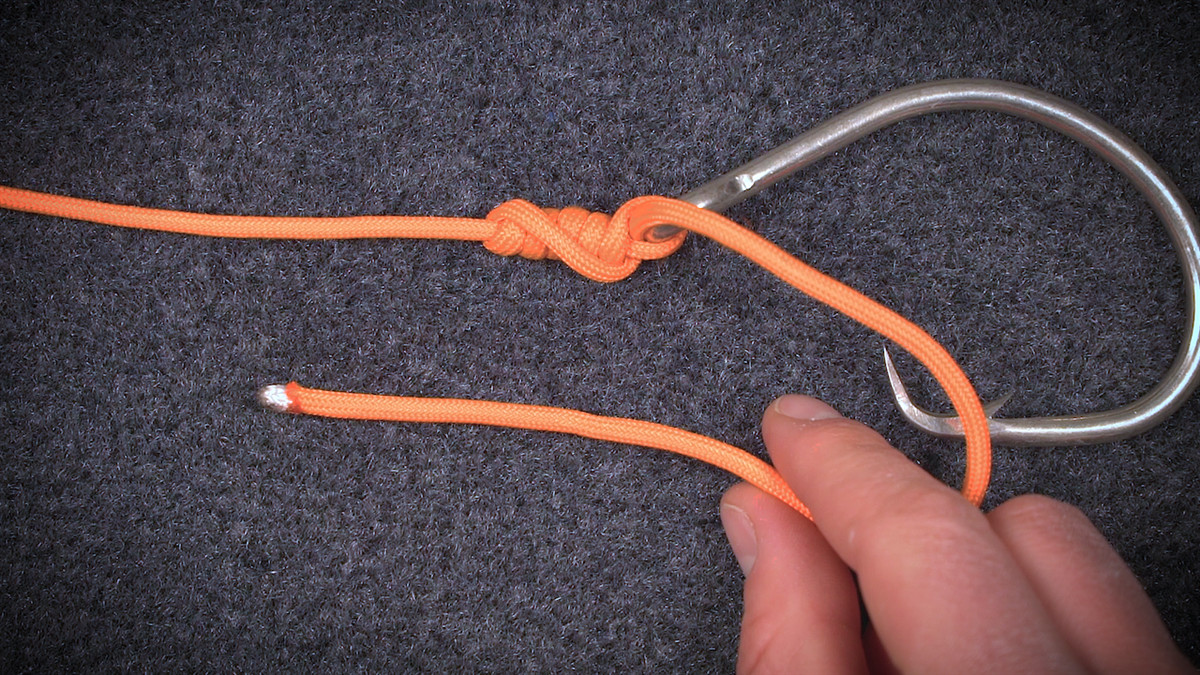 How to Tie the Clinch Knot - Wired2Fish