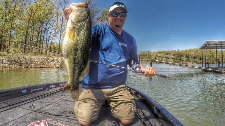 8 Tips to Catch Skittish Bass in Clear Water