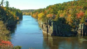 Angler Fatally Stabbed on St. Croix River