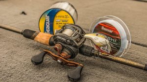 Fluorocarbon vs. Monofilament for Crankbait Fishing