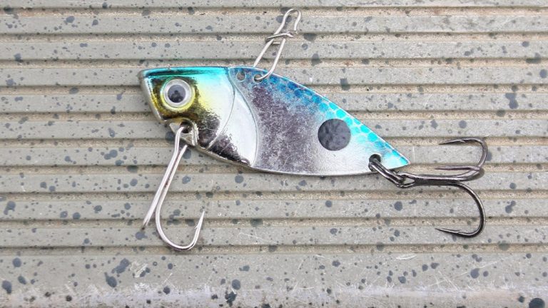 5 Fall Bass Fishing Baits with Small Blades that Catch Bass