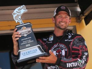 Mullins Wins 2016 Southern Open on Douglas