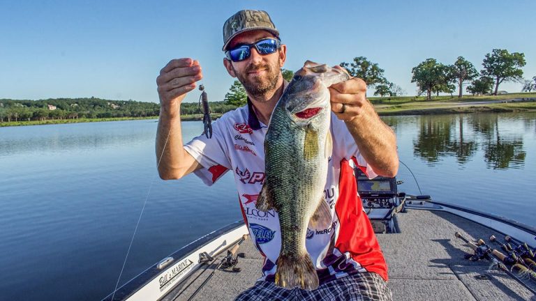 An Overlooked Shallow-Water Strategy for Summer Bass