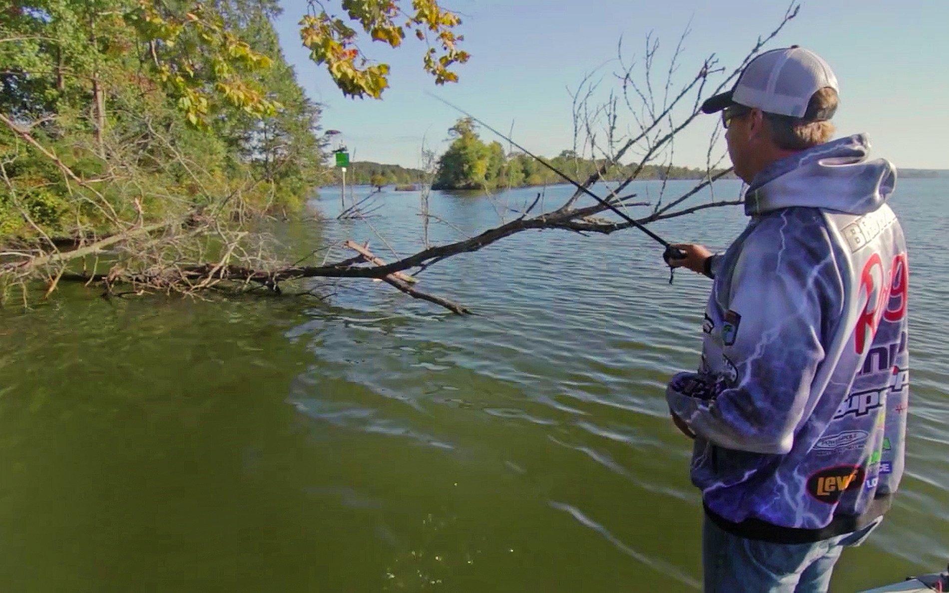 Why You Should Flip with Opposite Hand Reels - Wired2Fish