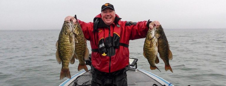 5 Tips to Catch Late Season Smallmouth Bass