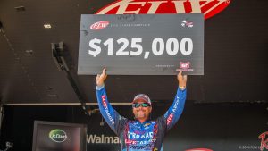 Martin Wins 2016 FLW Tour Event on Champlain