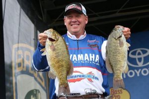 Jones Leads Day One on Lake St. Clair