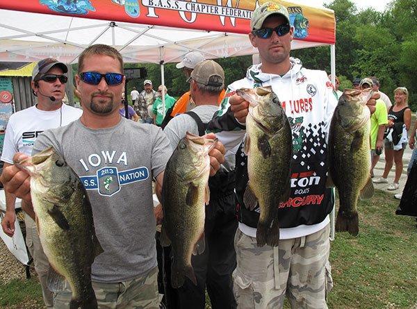 Iowa Cousins Win SPRO Frog-Only Tournament