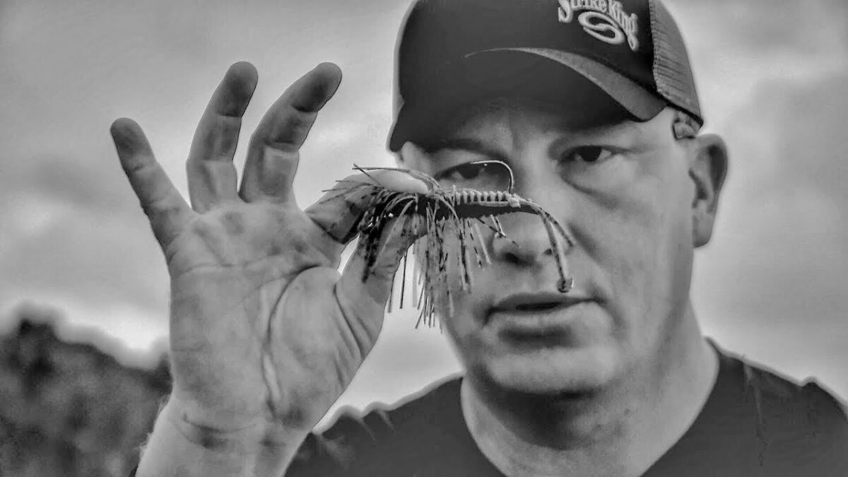 How to Perfectly Thread Trailers on Bladed Jigs - Wired2Fish