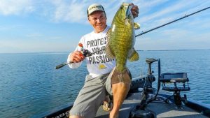 Fishing for Smallies in Zebra Mussel Waters