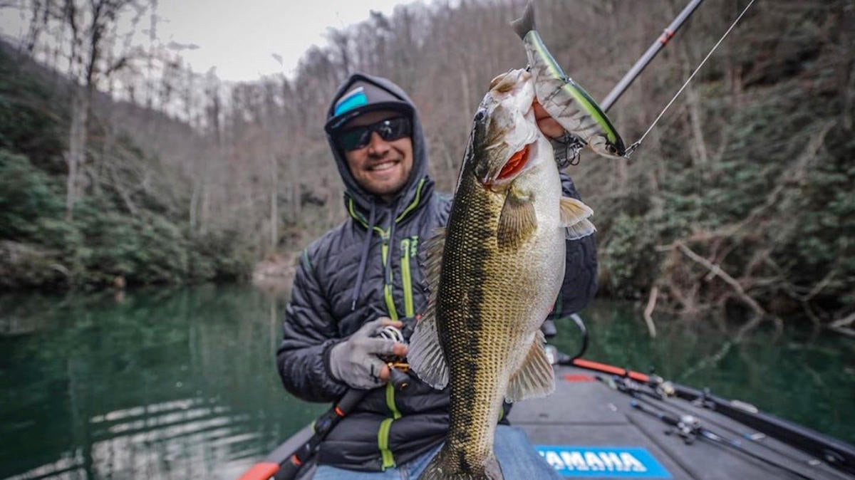 3 Big-Time Advantages of Buying Fishing Tackle in Bulk - Wired2Fish