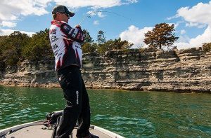 6 Easy Tips for Targeting Early Summer Bass