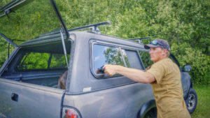 How Caps Enhance Trucks for the Outdoors