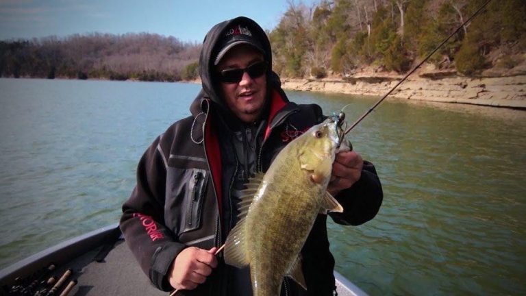 Learn How to Fish Wintertime Bluffs for Bass