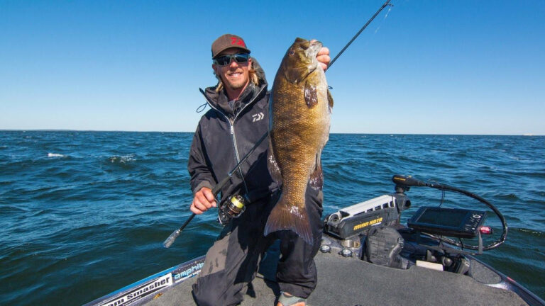 How to Drop Shot Rock Structures with Seth Feider on Mille Lacs Lake