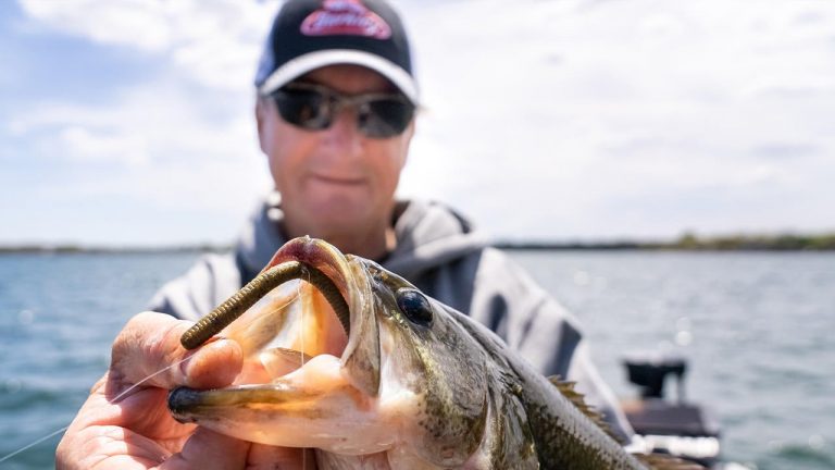 4 Tips for Drop Shotting Boat Docks with Gary Klein