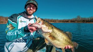 Jerkbait Fishing Winter Bass | 4 Tips to Dial-in the Bite