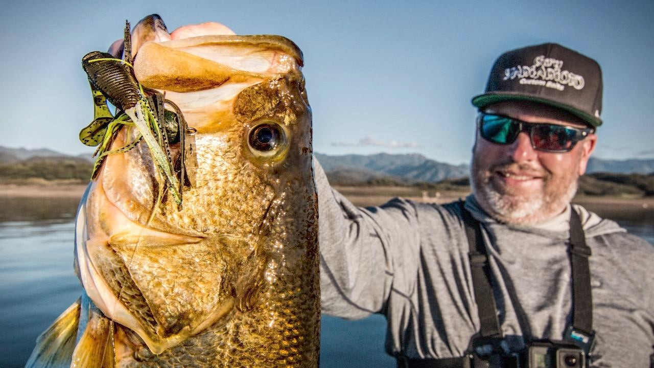 How to Fish Heavy ChatterBaits for Big Offshore Bass - Wired2Fish
