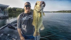 Catch Suspended Bass with Flutter Spoons