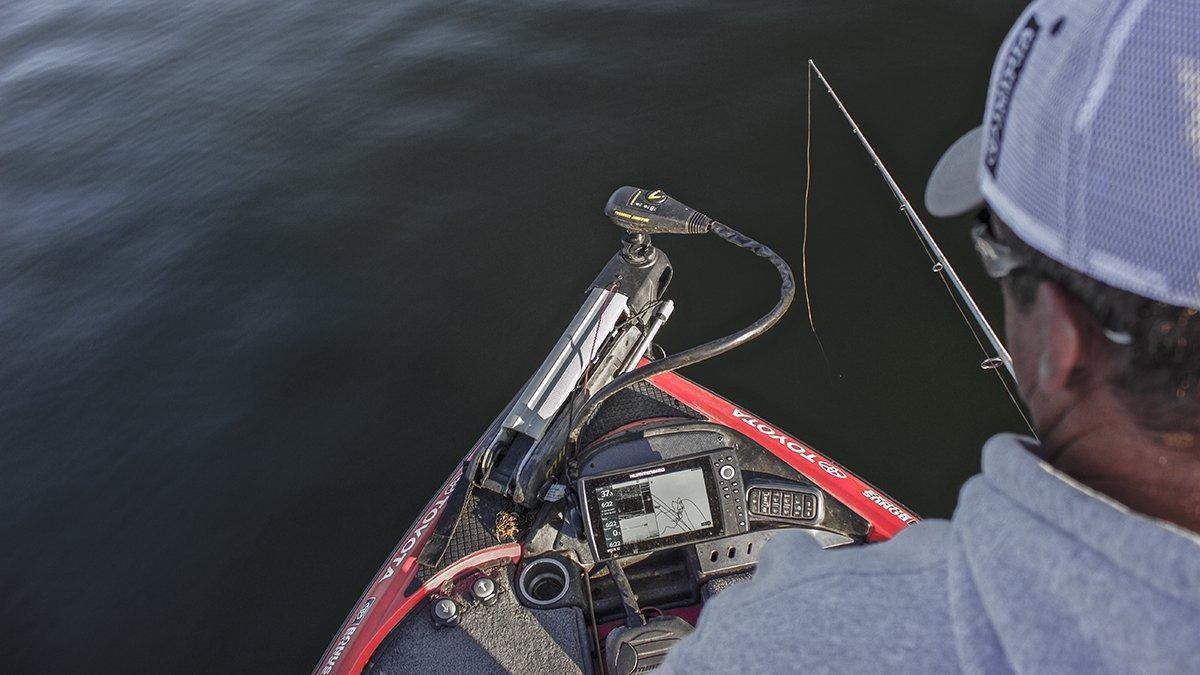 Tying a Snell Knot for Drop Shot Rigs - Wired2Fish