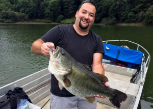 19-pound Bass Caught in California - Wired2Fish