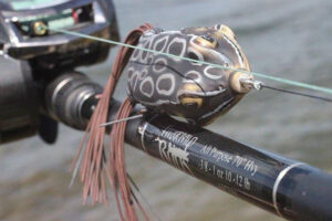 fitzgerald-all-purpose-casting-rod-with-frog.jpg