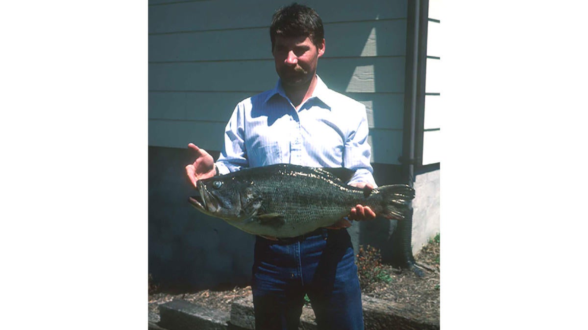 virginia state record largemouth bass
