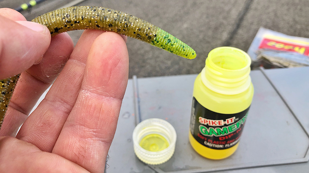 soft-plastic bass fishing stick worm with dye