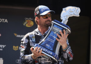 Cook Wins First Elite Series Title on Santee Cooper