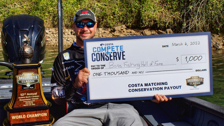 Christie and Costa Make Waves for Conservation with Classic Victory